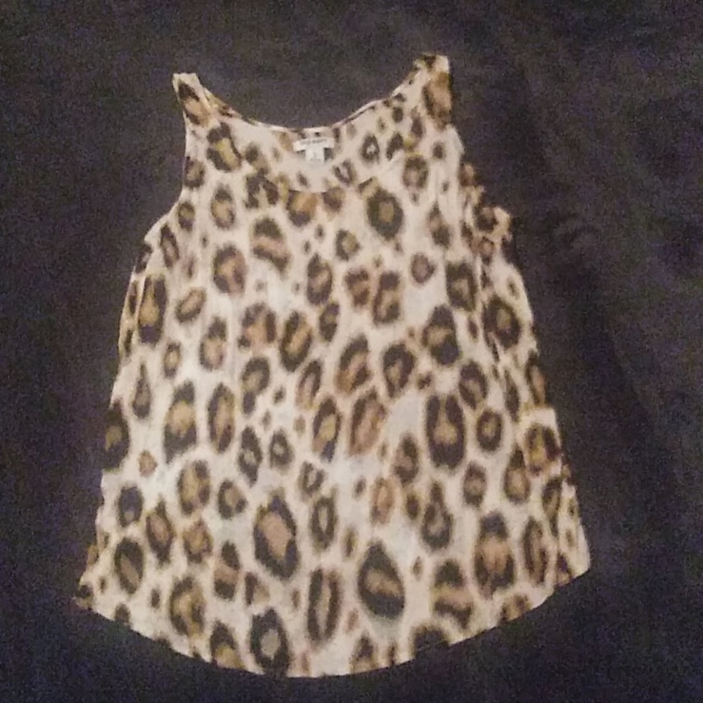 💵 3/$15 Old Navy Leopard Tank